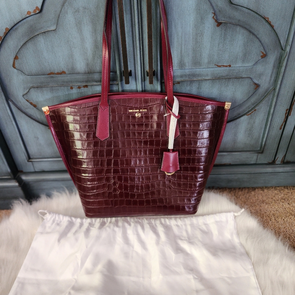 New nwt beauitful RARE HTF leather croc tote bag handbag michael kors Jane Berry